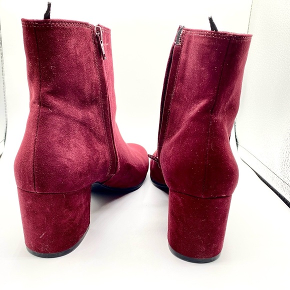 Burgundy Suede Ankle Boots - Size 39/US 8 - H&M Excellent Condition - Picture 2 of 14